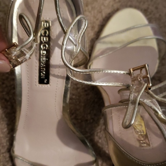 Shoes - Picture 4 of 4